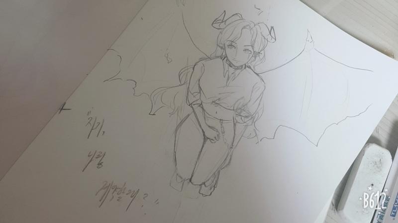 >>11 헉... 아까 하이앵글 흥미로워서 시도하고 있었는데 모르겠어ㅠㅜㅠ