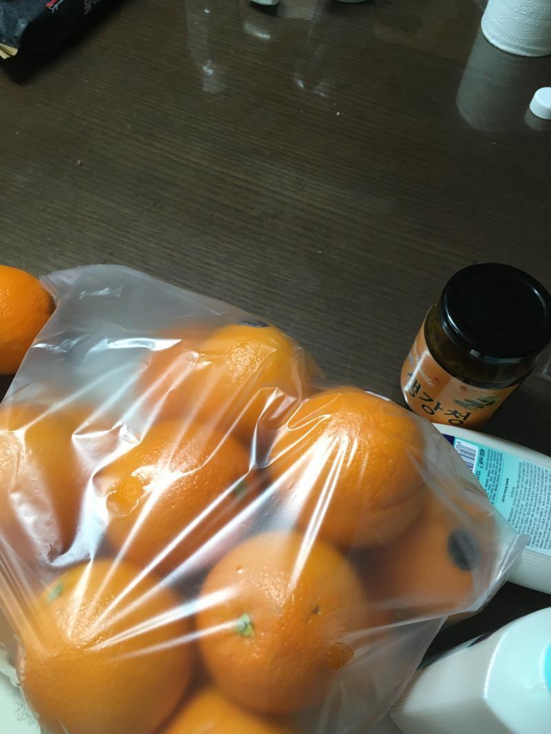 이 스레보고 오렌지 땡겨서 사왔어...ㅋㅋㅋㅋㅋㅋㅋ