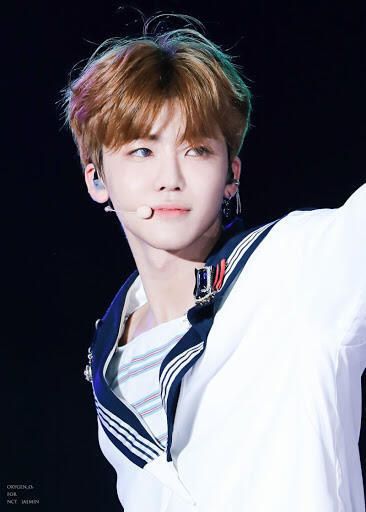 난 세라복 사랑해 이건 두바이 갔을 때!