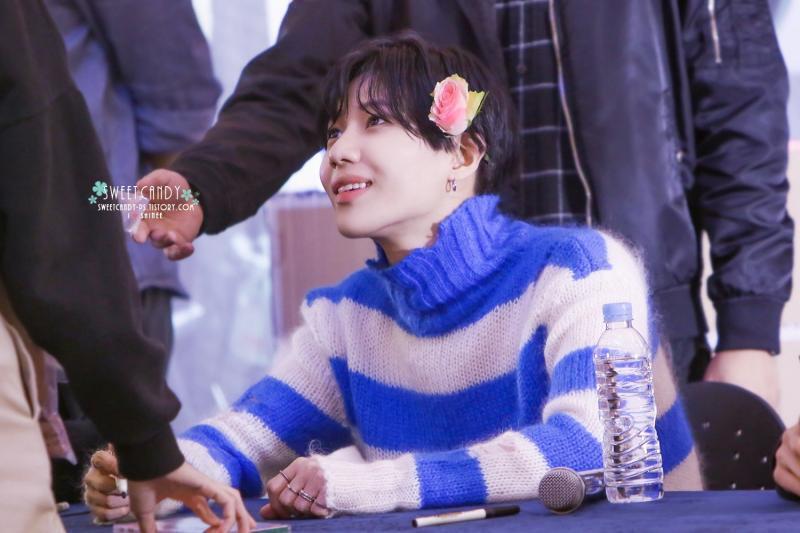 고를 수가 없어... 제비꽃머리도 넣고 싶고 금발도 넣고싶은데 보는 사람들 심장 아플까봐...