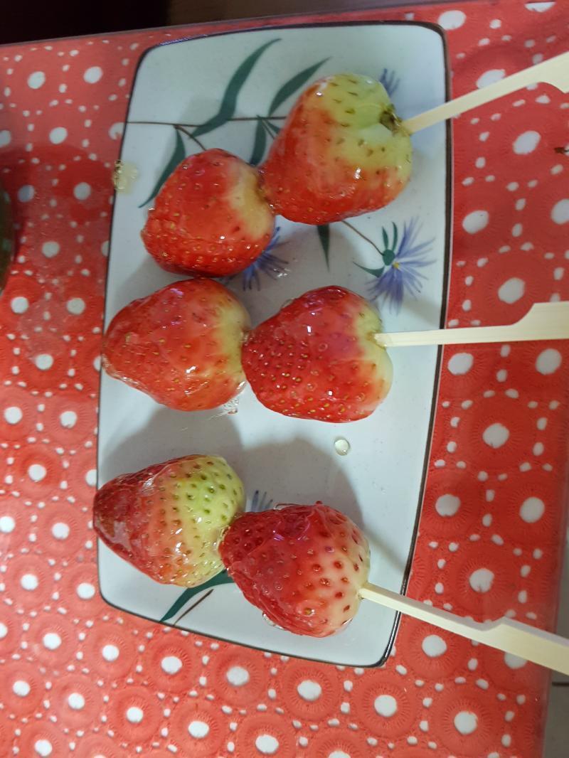 탕후루...ㅎㅎ 바나나는 나중에한거라 시럽이 탔당..ㅋㅋ