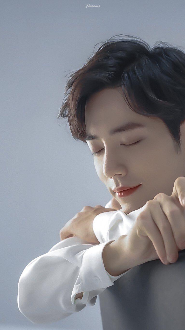갠적으로 이 사진이 젤 예쁨 하,, 왜 이렇게 예뻐, 속눈썹 왜캐 이쁜거야 입술도 예뻐 세상에 선남이야 선남