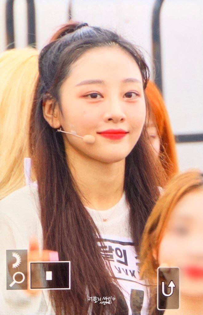 ㅎㄴ수영 ㅜㅜㅜㅜㅜ 존잘 ㅠㅠ 난 갠적으로 센 수영보다 말랑 수영이 더 조아