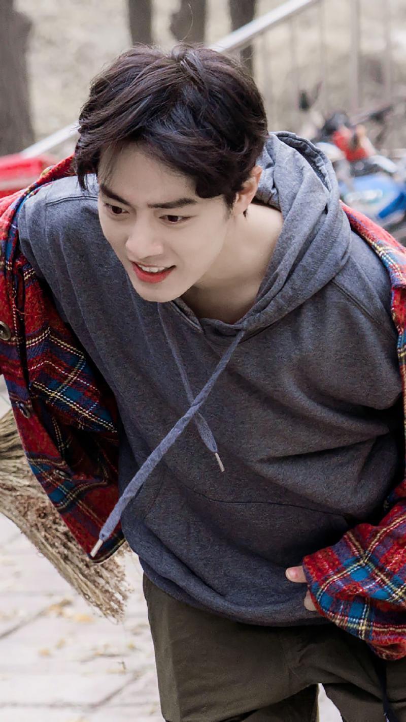 나 진짜 너 만 보면 눈물이 나와 감격의 눈물 오또케 (˃̣̣̣̣︿˂̣̣̣̣ )(˃̣̣̣̣︿˂̣̣̣̣ ) 옷도 잘 입구,, 목도 예쁘고 안 예쁜