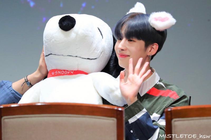 내 최애 보고가ㅠㅠ 한승우!! 지금은 빅톤합류했어♡