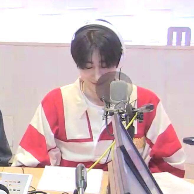 어떡해 승우 진짜귀여워...얘좀 봐줘 이 거대한 아기어쩜좋아 헝ㅜㅜ
