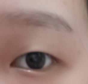 화장안한 쌩얼이야
