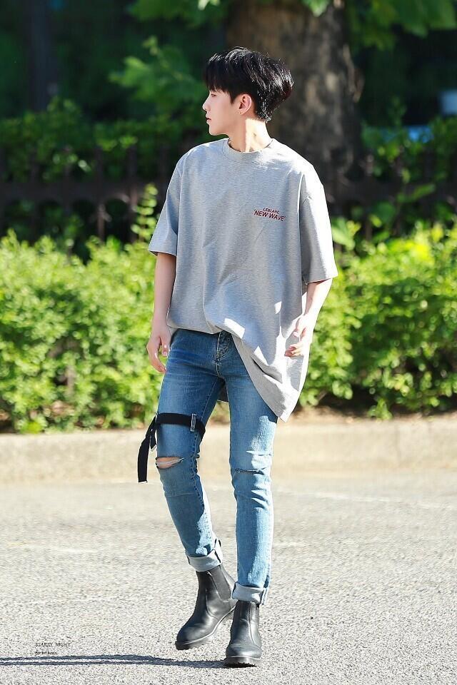 우리 순영이 다리 어때...?