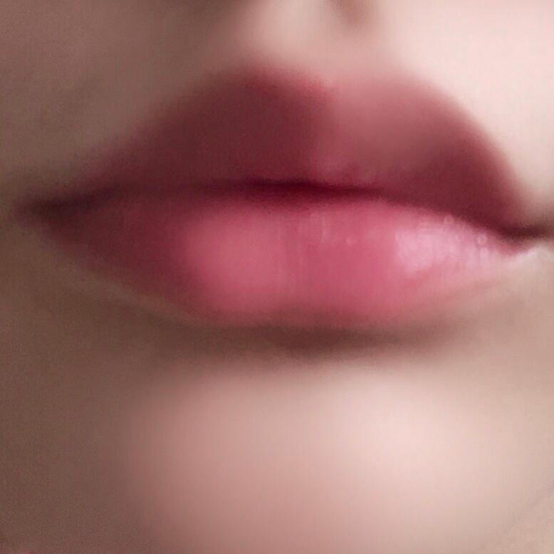 아니 뭐야,, 무슨 입술들이 다 이렇게 예뻐,,,