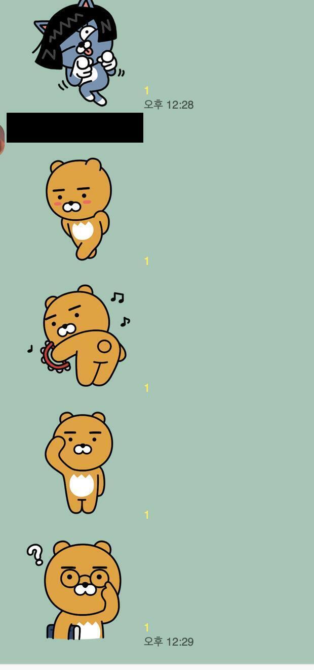 우리도 그냥 숙제 얘기하고 이상한 얘기하다가 이모티콘 뿌리고..