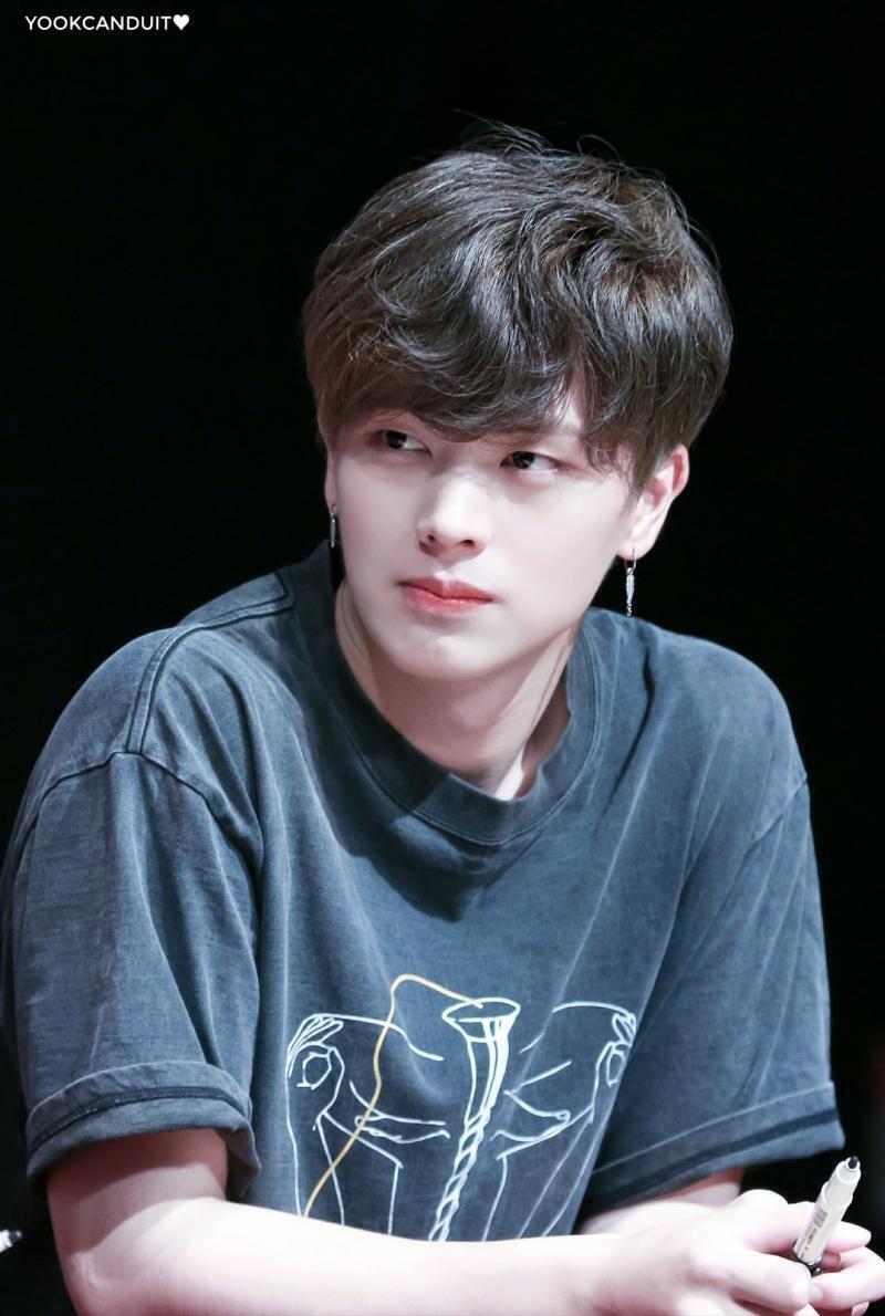 육성재 얼굴 진짜 할말하않♡