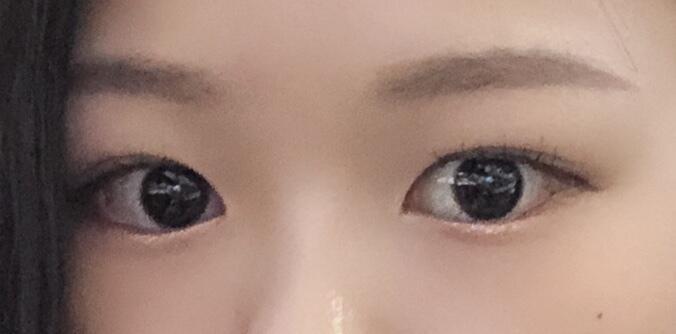 좀 지난 스레이긴한데 화장 잘먹었던 날 데일리..