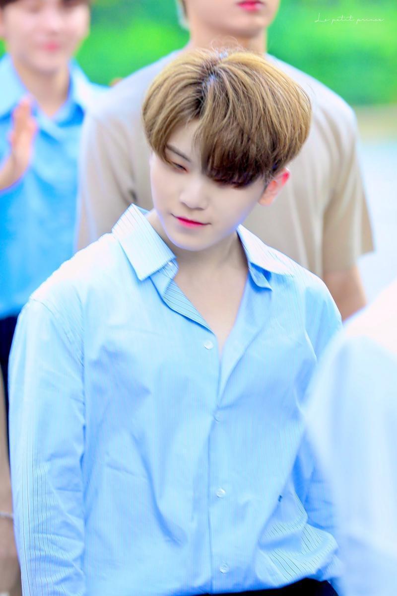 말랑콩떡복숭아 세븐틴 우지❤️❤️