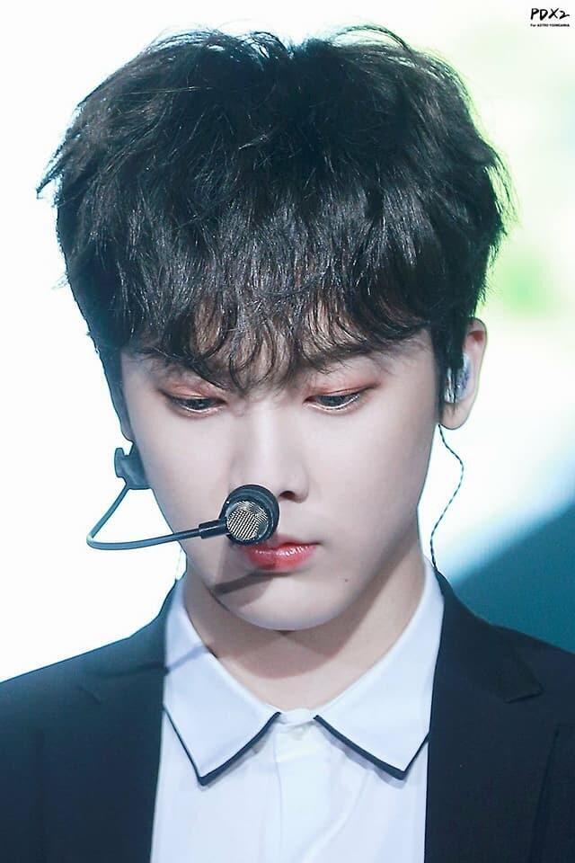 윤산하!!!