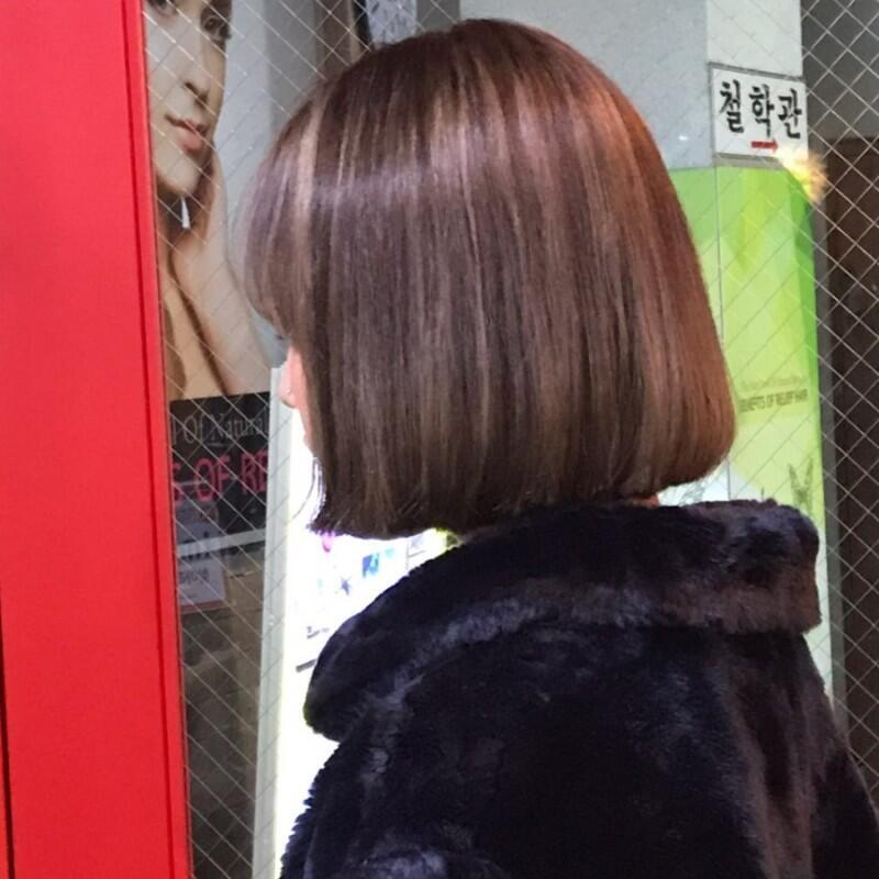 반곱슬머리고 고데기만 하는데... 위로 많이 안올라오고 아랫쪽 위주로 경계는 좀 가닥지게?? 하고싶어. 근데 저런 가닥지게 한 거는 거의 파마한
