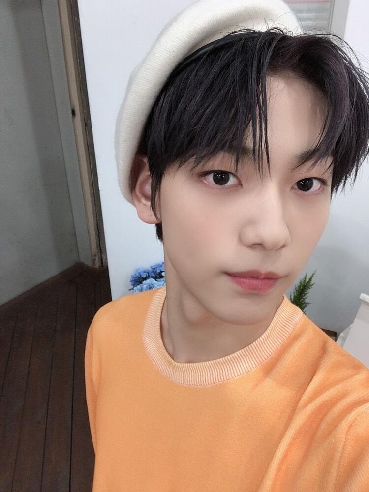 >>3 엉 맞아 최수빈이라는 멤버야! 팀에서 둘째 ㅎㅎ