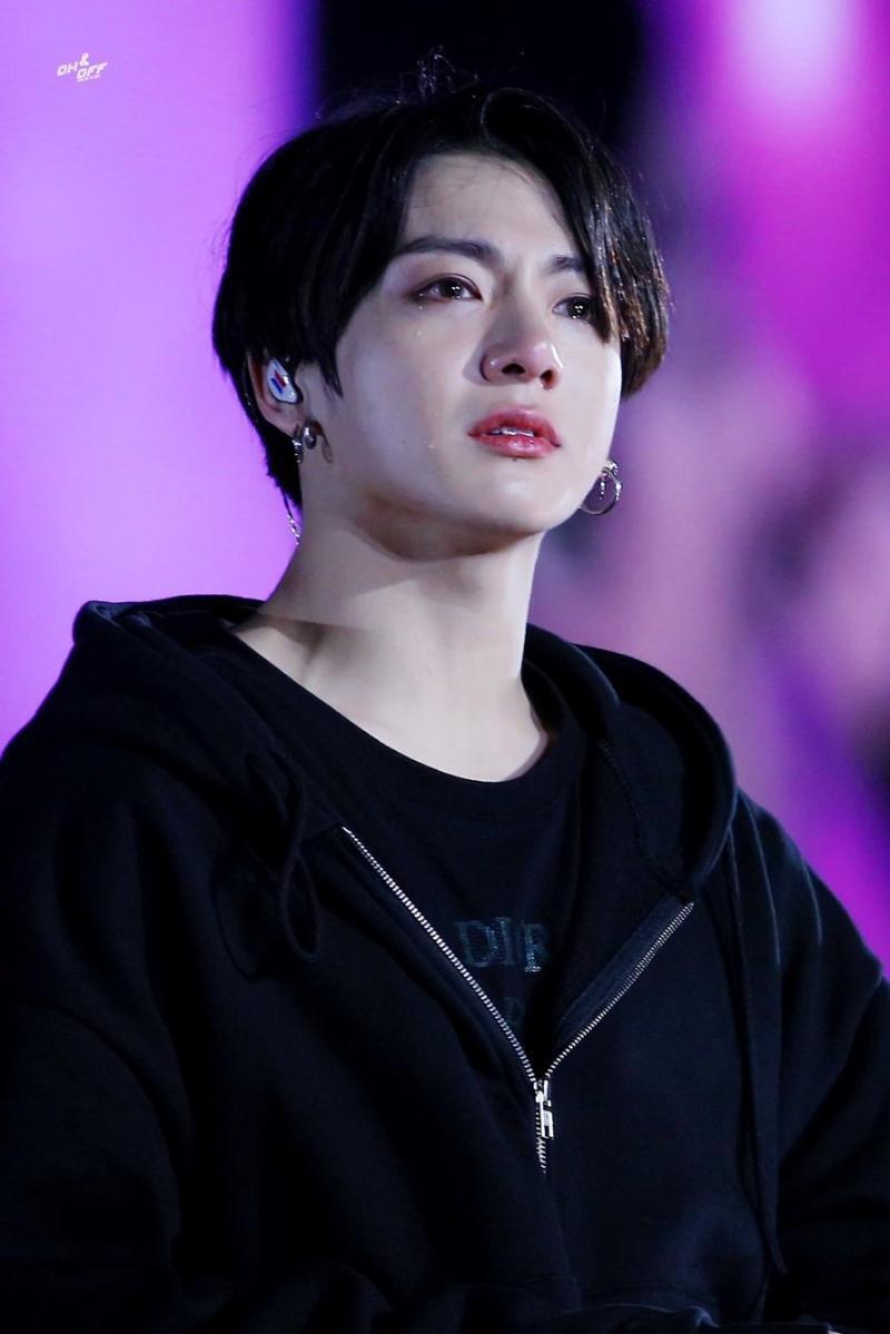 하쒸...전정국 우는거 존나 예뻐 보호본능자극한단 말이야!!!