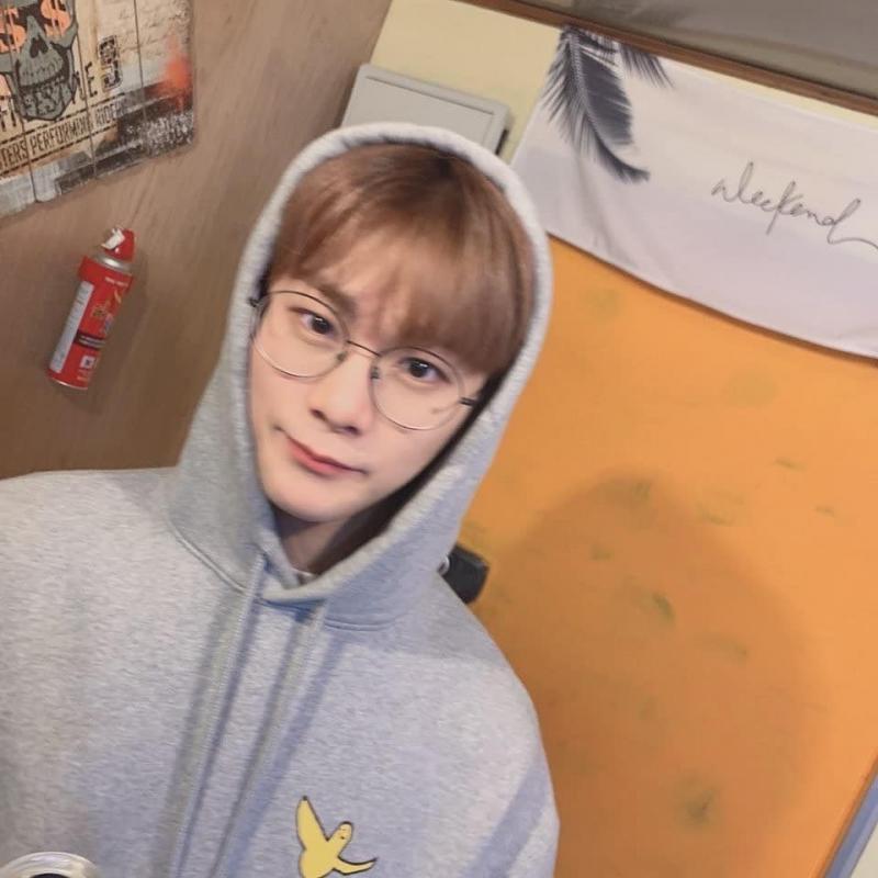 아스트로 문빈 왜 없냐ㅠㅠ