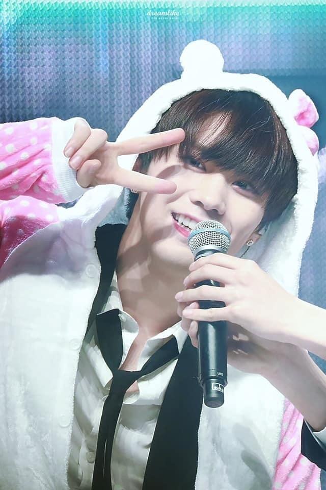 >>24 빈이 쓰려고 왔지만 있으니 난 민혁이! 진짜 무대장인이야 근데 무대 밑에선 귀여운 22쨜 춤 오지게 잘추고 랩라인인데 보컬이 거의 메보