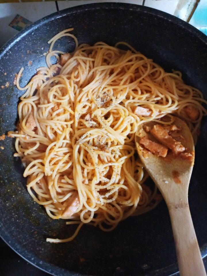 나폴리탄 스파게티랑 매운돼지갈비찜!