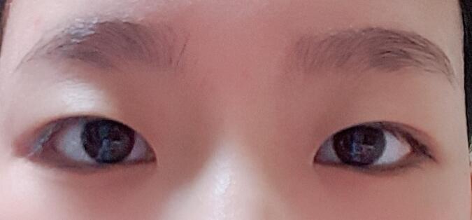 쌩눈이랑 화장한거!