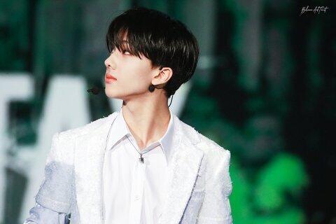 지성퐑
