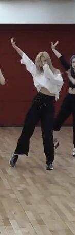 팬시 연습버전 사나 캡쳐한거다