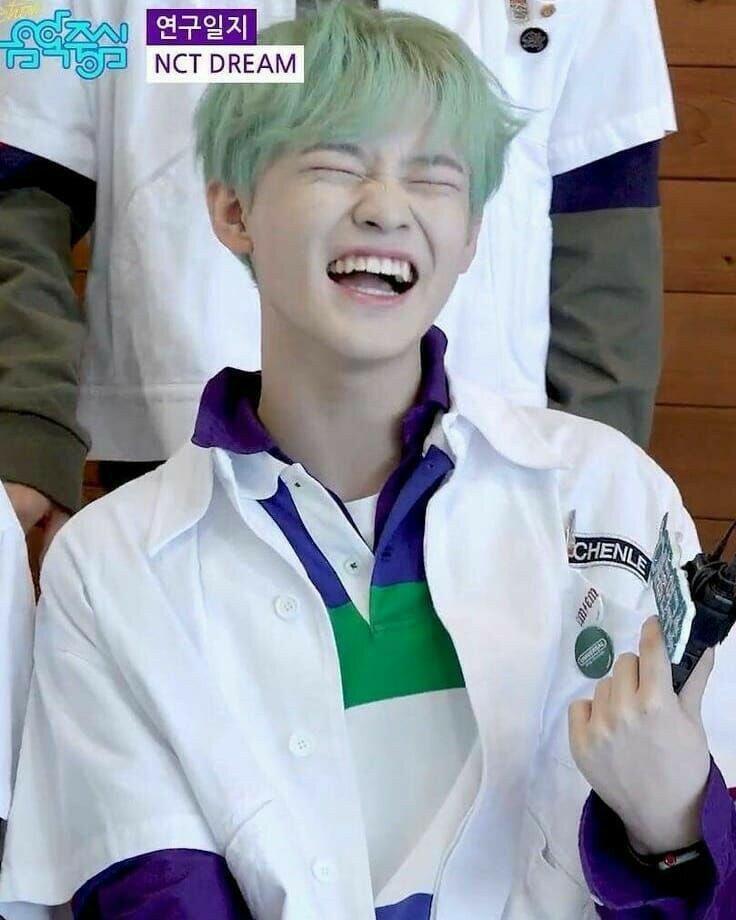 >>16 우리 천러 웃는거봐 진짜 ....천사가 따로없음
