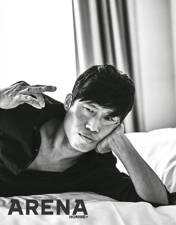 잘생긴 거 같은데 내 눈이 이상한건가