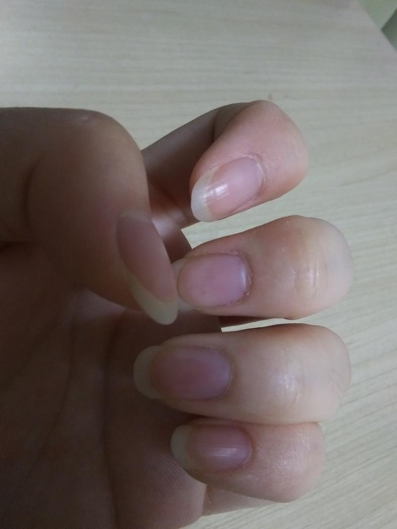 좀 자랐길래 깎을까 했는데.. 나도 레주처럼 좀 더 길러볼까..!!!!