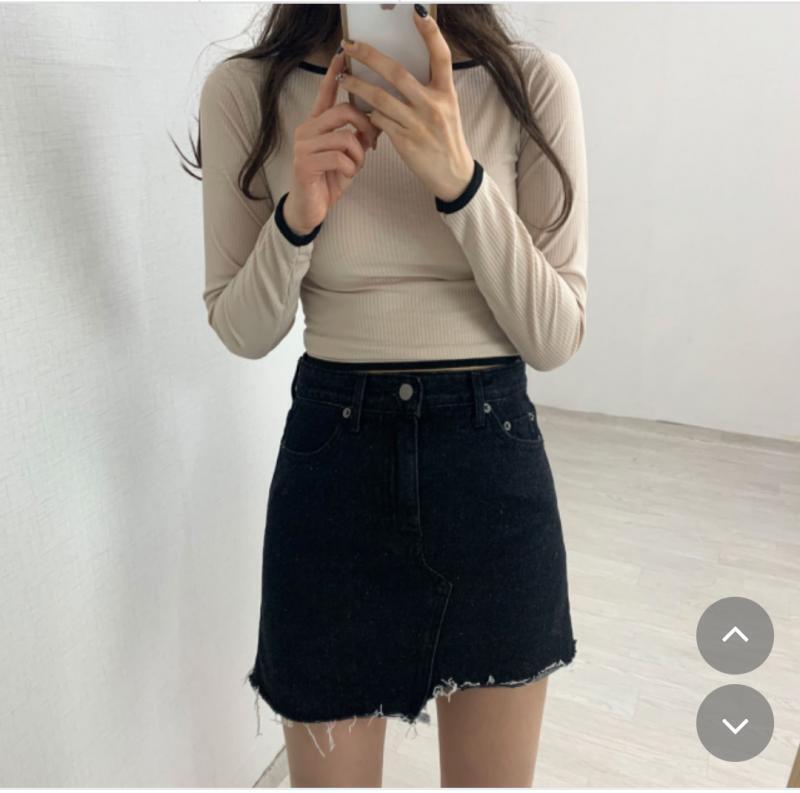 사진 몇개 찾아봤어! 의외로 롱치마도 은근 잘어울리더라