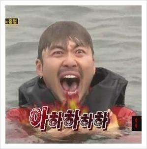 >>20 설에 용돈 못받으면??? 설거지ㅋㅋㅋㅋㅋㅋㅋㅋㅋㅋ 왕이 넘어지면??? 킹콩ㅋㅋㅋㅋㅋㅋㅋㅋ 가장 뜨거운 전화는??? 화상전화 려한 조명이