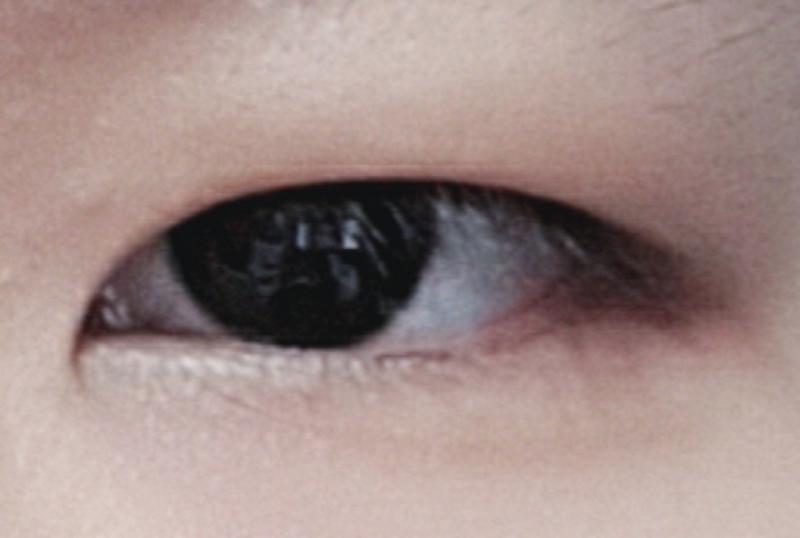 ㅠㅠㅠ 이런눈이라 뭘그려도 사라져.. 눈두덩이살도 많은편이고
