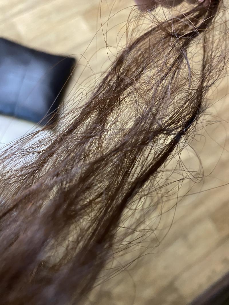 이렇개 엉켰ㄴ데 뒷쪽이 더 심각하게 엉킴;;