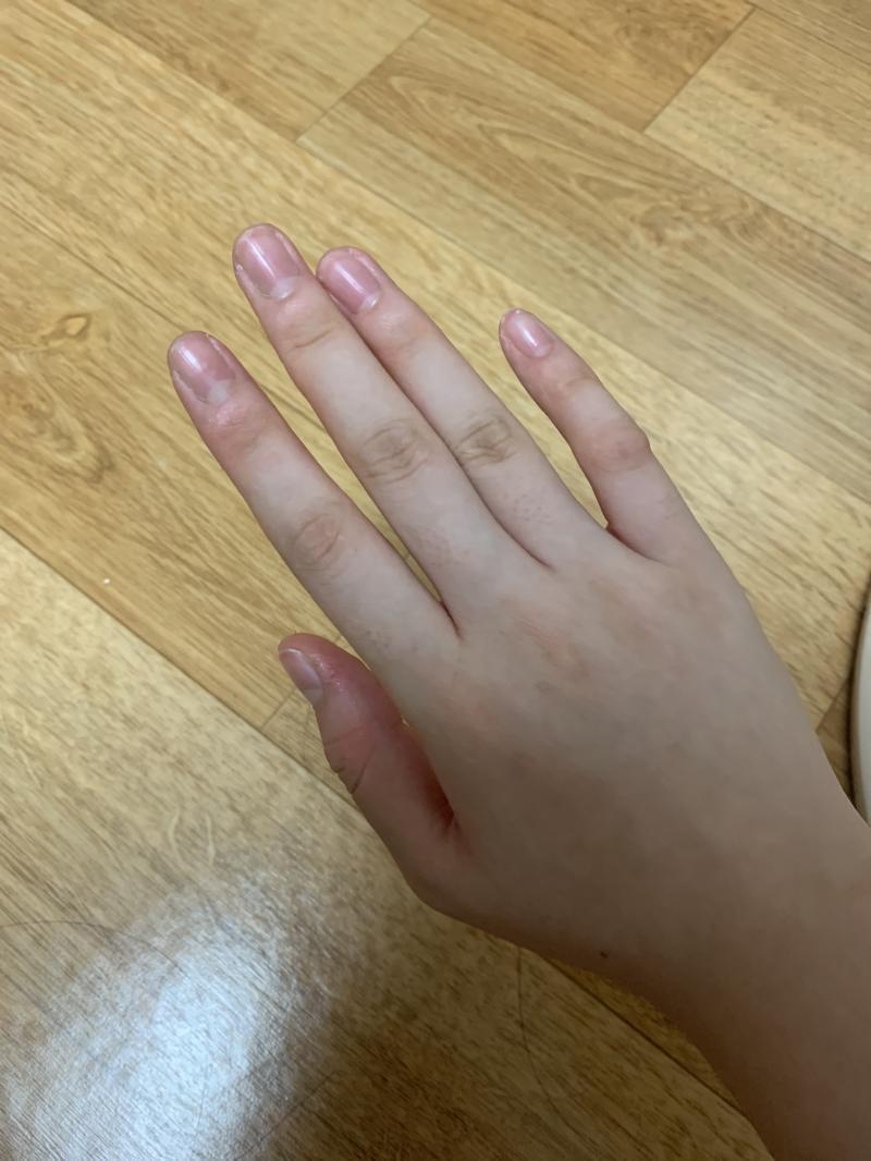 1일차 증말 답도 안나온다^^ 꼭 길러서 연장네일 한다 ㅂㄷㅂㄷ