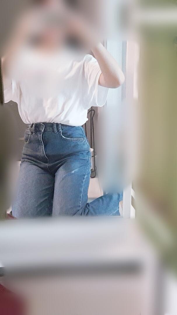 집에 전신거울이 없ㅇ아... 전체핏은 이래