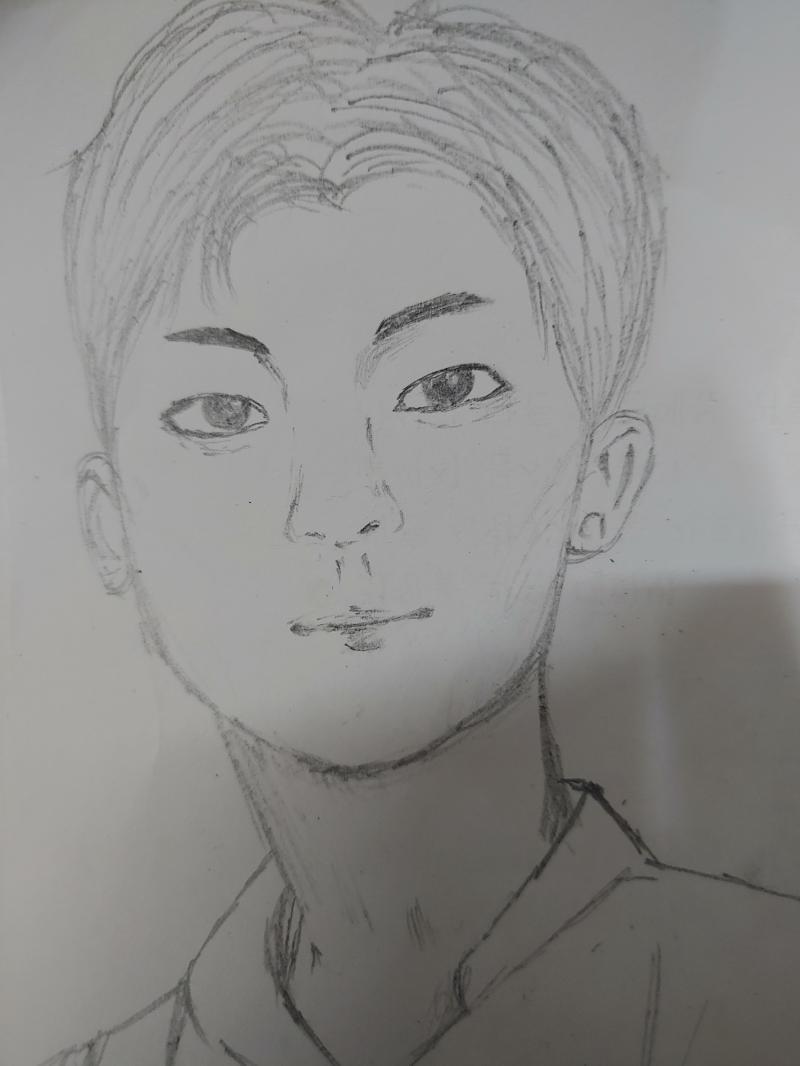 김수현 사진 보고 그린 건데 안 닮음