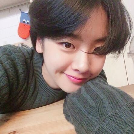 숏컷하면 이주영이지...... 언니 사랑해요❤️