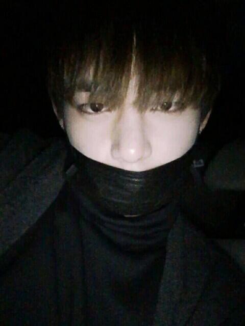 사진은 썸남이랑 비슷하게 생긴 연예인 사진이예요... 장난 아니고 진짜예요 네이버에서 급하게 찾아왔어요