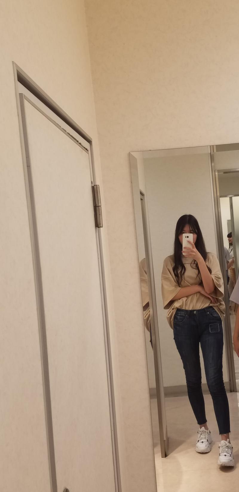전신사진이 이거밖에 없다 먄ㅠㅠ