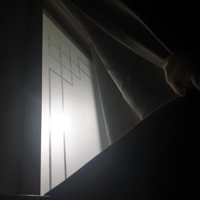 베란다 뷸이 켜져 있었답니다 쨔쟌