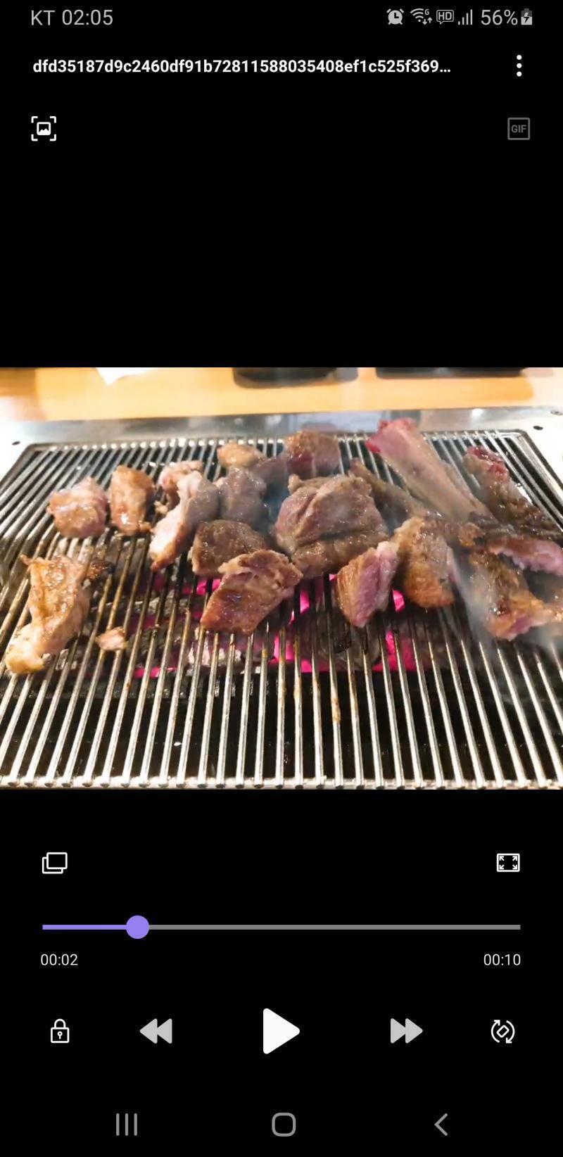 >>53 ㅋㅋㅋㅋㅋ 대판 싸운 사람이 엄마임 이모가 풀자고 자리 만든 거라 거부할 수 없었음 이번엔 엄마랑 엄마 남친이 대판 싸워서 엄마 기분