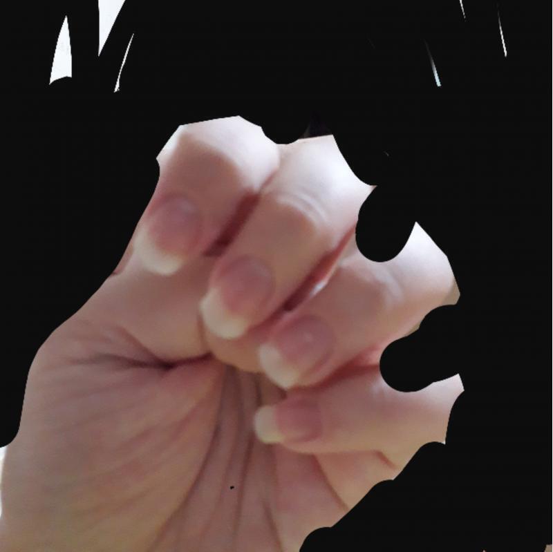 나도 손톱 물어뜯는 버릇있어서 지금은 좀 고쳐졌어! 난 손톱 물어뜯는거말고 다른 버릇을 들엿어 그 큐티클있지? 그거 밀거나 뜯는 버릇! 차라리