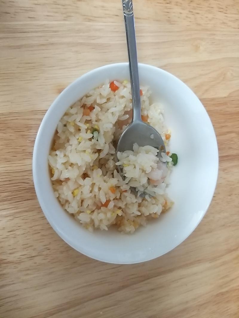 맛있다!!! 밥도 고슬고슬해!!♪o((〃∇〃o))((o〃∇〃))o♪신난당ㅋㅋ