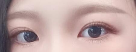 >>6 >>6 이니스프리 워터푸르프? 제로 그거 짱좋아 밑에 가루떨어짐도 없고, 잘발림 자연스러운 인형쇽눈썹 쌉가능 키스미 그것도 괜춘허긴 한디