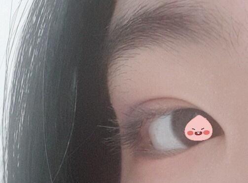 이건 옆에서 봤을때! 여쿨은 화장했을때 티 별로 안나...