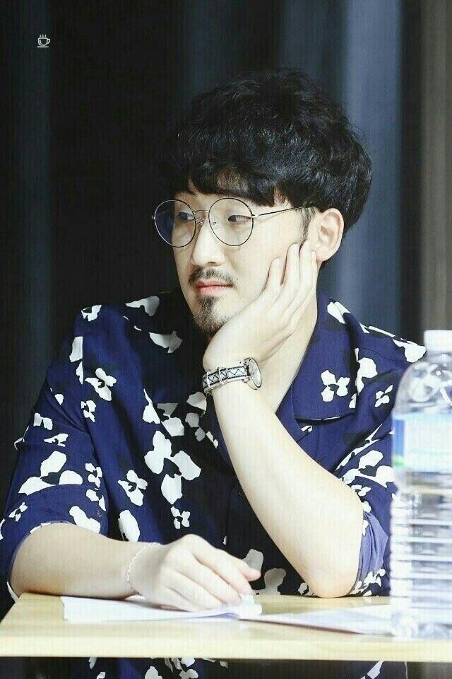 >>27 사진은 원하는거골라써줘!