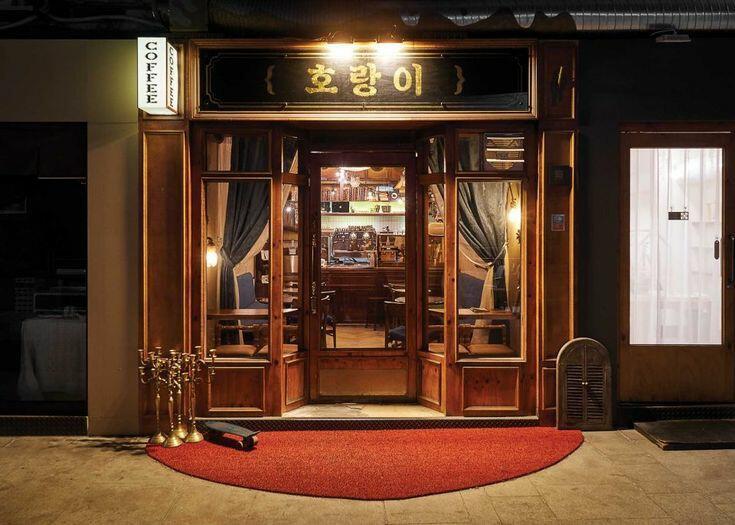 사진이 한 번에 세 개씩 밖에 안 된대서! >>17 랑 같은 사람이얍!