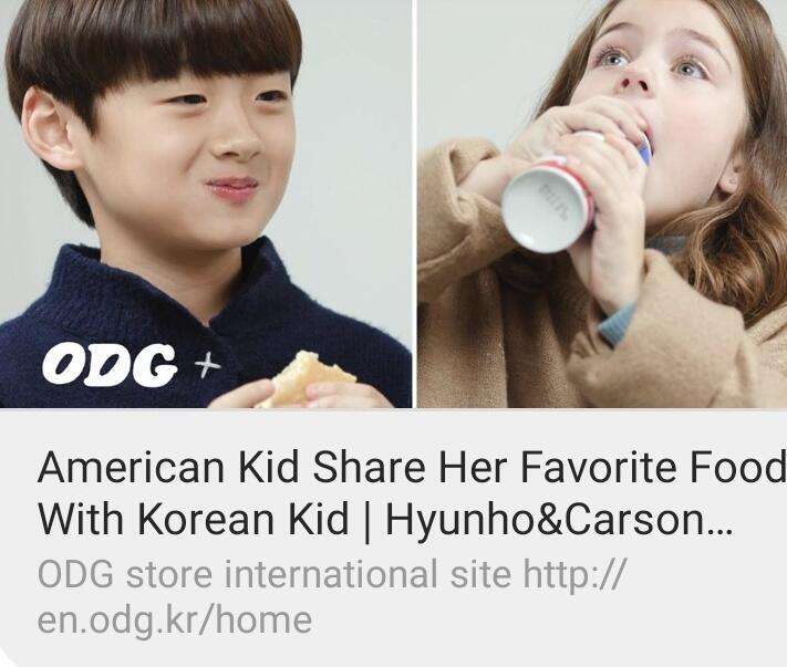 유툽영상 이거 본사람이 꽤 있을거라생각하고 쨌든 저 이미지에 나오는 남자애랑 너무 똑디엿음 아니 저 이쁜눈으로 생글생글 눈웃음을치는데 느가 안반