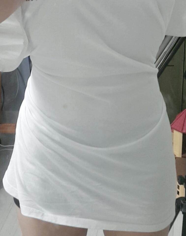 전/후 같은 옷 뒤에 손으로 잡고 찍은거임 주변 가린 이유는 애들이 우리집 자주 와서 나 누군지 앍ㅏ봐...ㅎㅎ